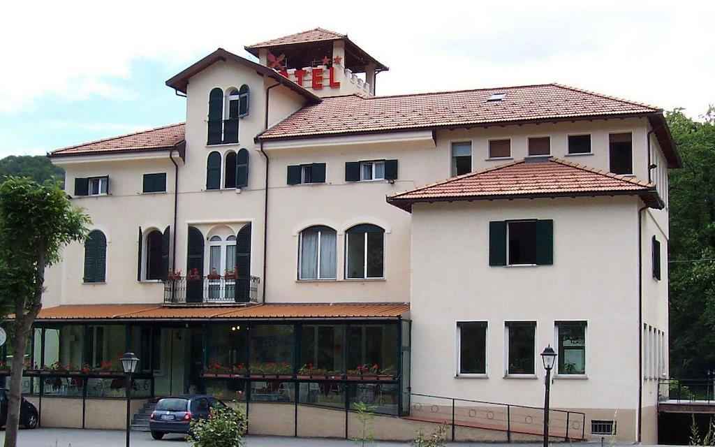 Albergo Ristorante Turchino Campo Ligure Buitenkant foto